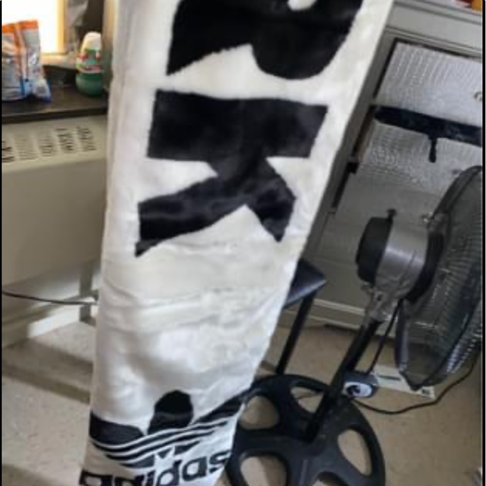 Beyoncé ivy park scarf Brand new tags still on new